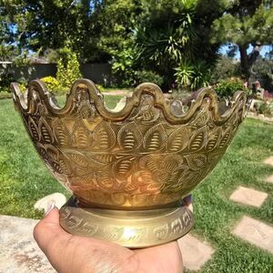 Antique Scallope Etched Brass Pedestal  Bowl Made In India Decorative Brass Bowl